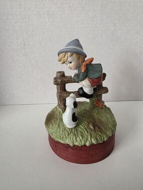Vintage Heritage House Collector Edition Music Box Innocent Moments of Childhood